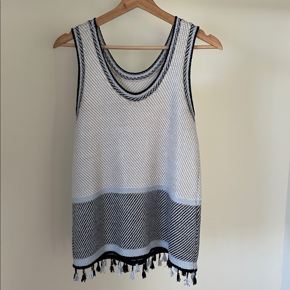 NIC+ZOE Lantana Textured Sweater Tank size xsmall - Picture 2 of 7
